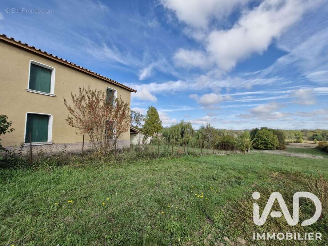 Maison 162 m² à Flaugeac  - photo 9
