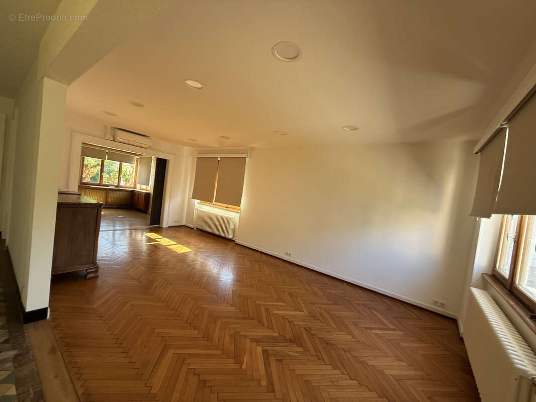 Grande maison à rénover à Bartenheim - photo 11