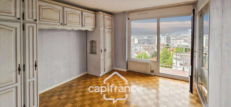 Appartement à AIX-LES-BAINS