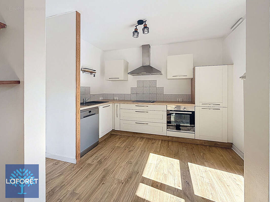 Appartement à OULLINS