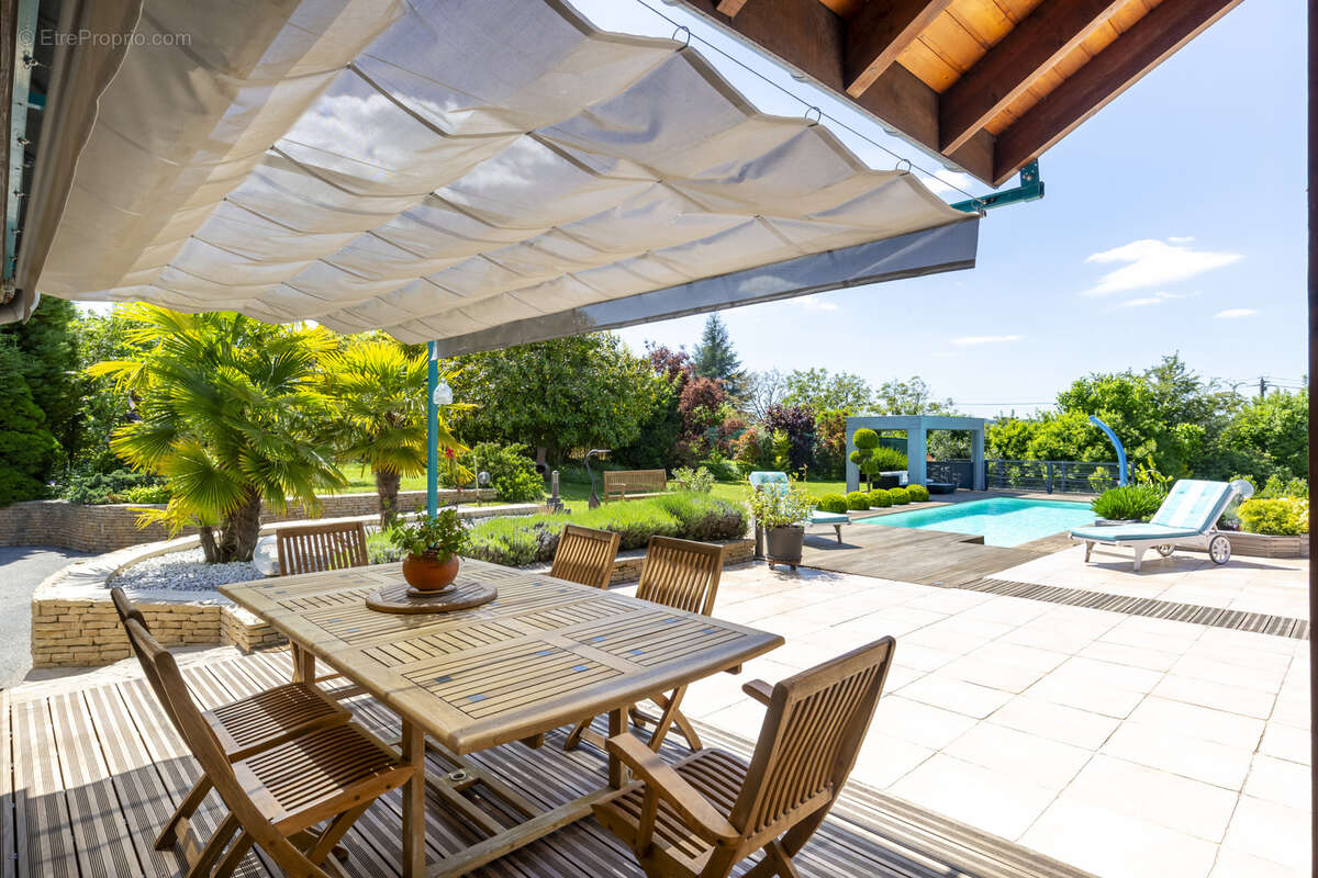 Maison à LES ABRETS