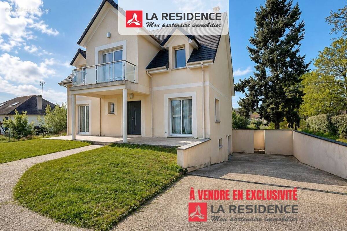 Maison à FRENEUSE