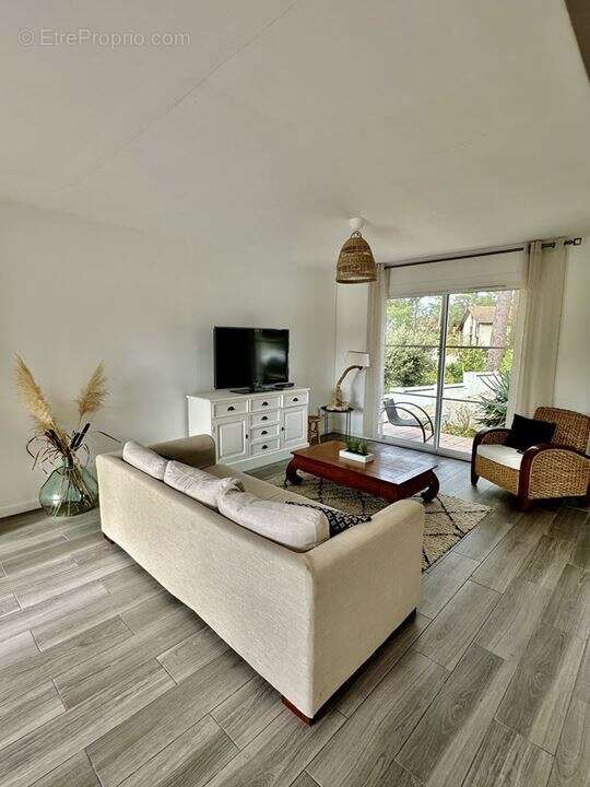 Maison 90 m² à Soulac-Sur-Mer  - photo 2