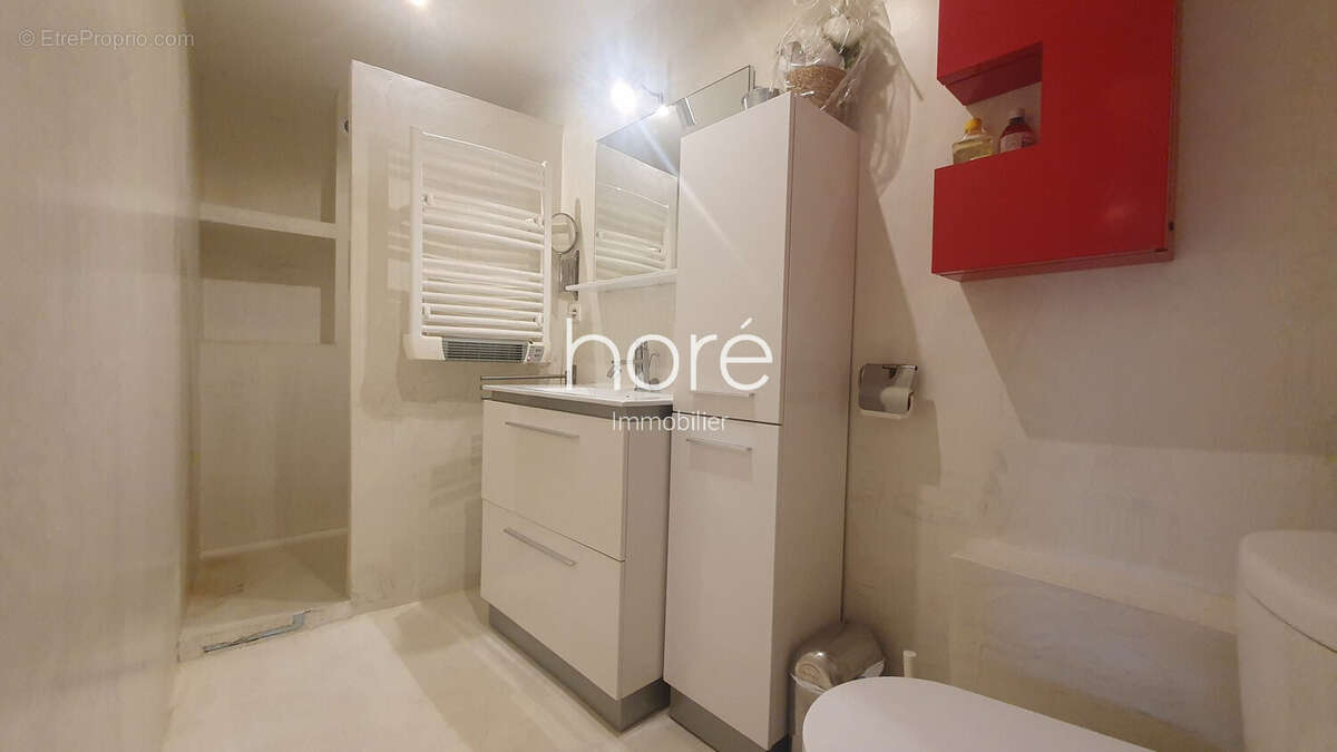 Maison à JOUY-LE-MOUTIER