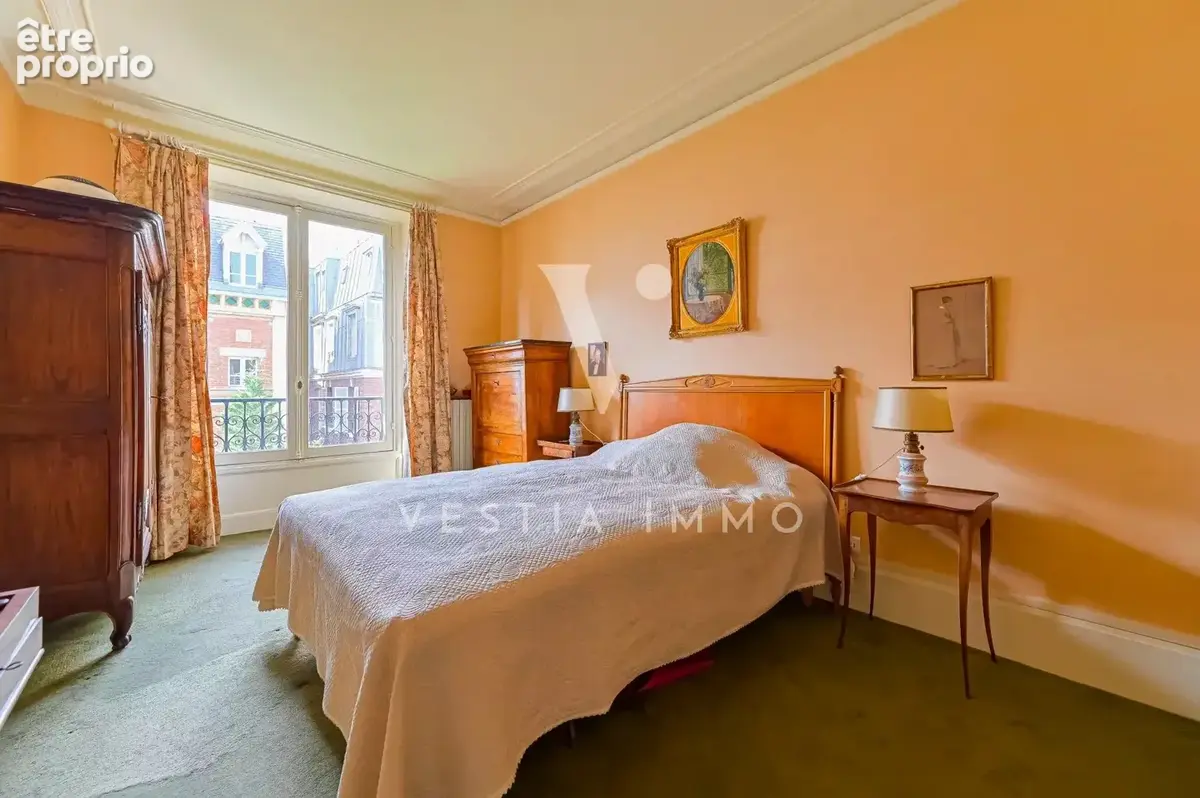 Plaine-Monceau – Appartement familial de caractère – 116 m² – Étage élevé –chambre de service en sus - photo 8