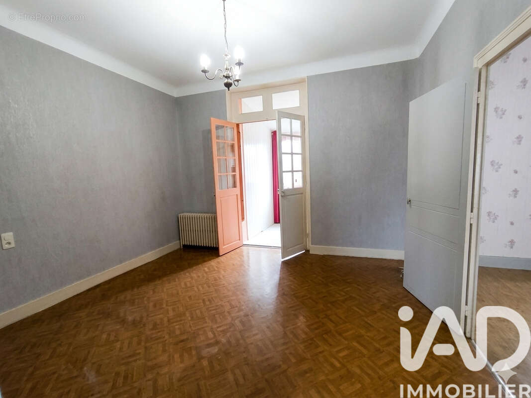 Photo 8 - Maison à MONTLUCON
