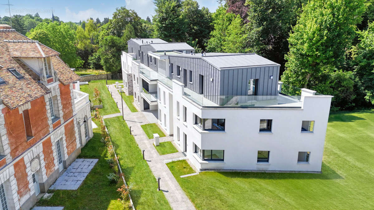 Appartement à RUBELLES