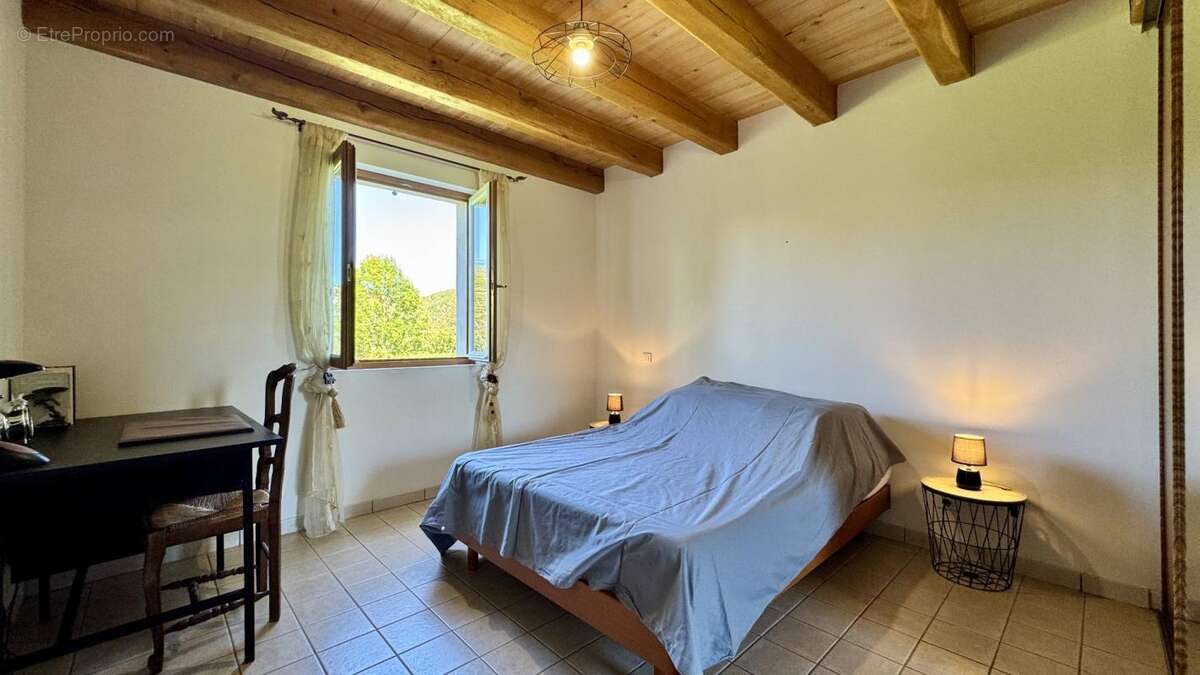Maison à SALVAGNAC-CAJARC