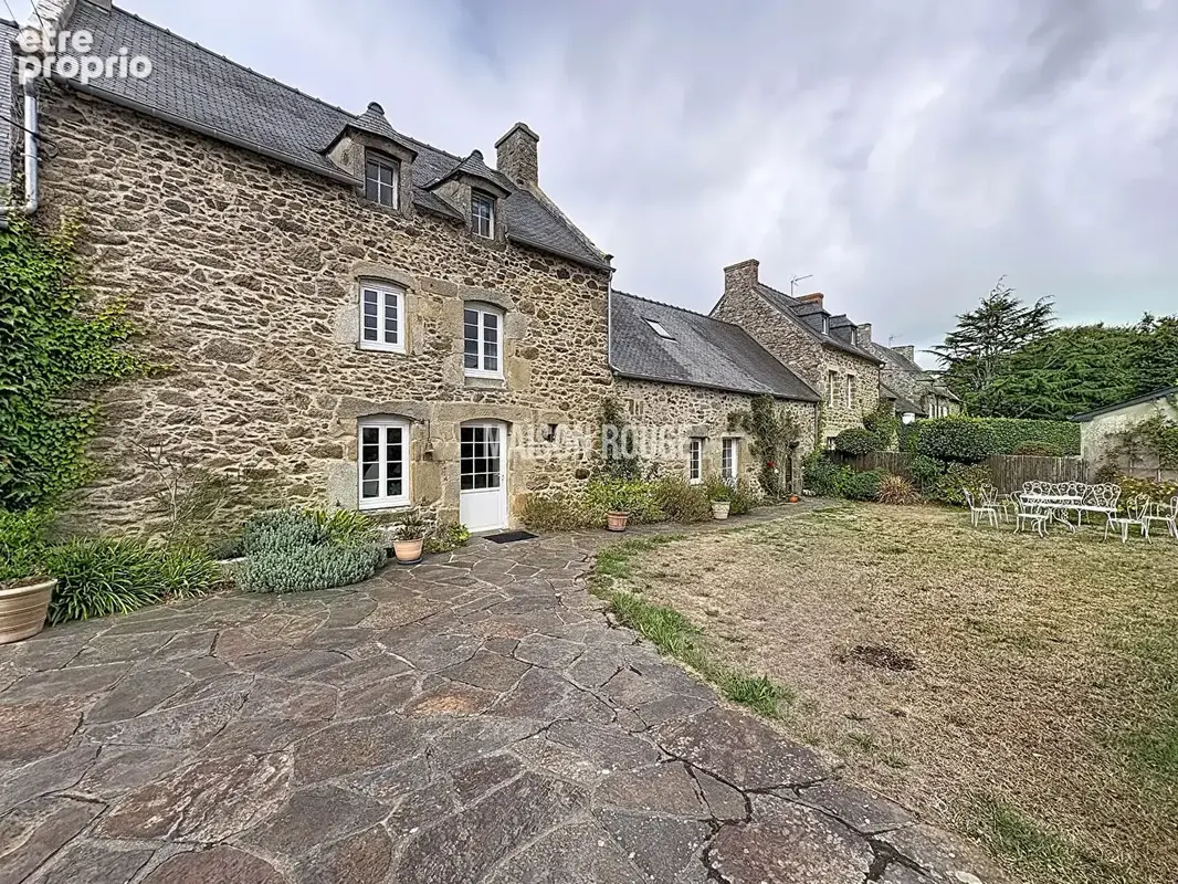 Maison de charme en pierre avec jardin plein sud et 6 chambres à Saint-Lunaire - suite parentale au rdc - photo 3