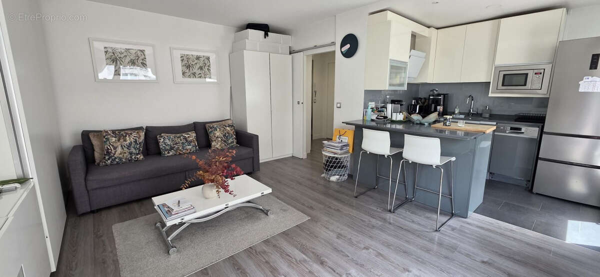 Appartement à PARIS-12E