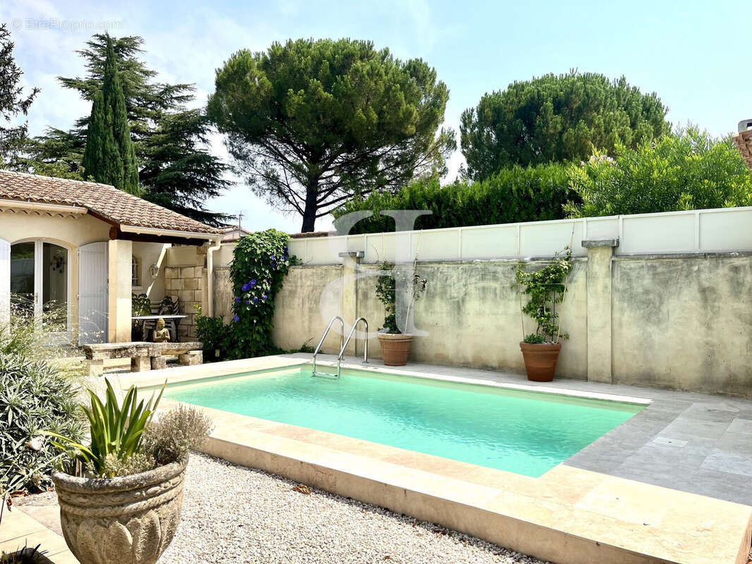 Maison à SAINT-REMY-DE-PROVENCE
