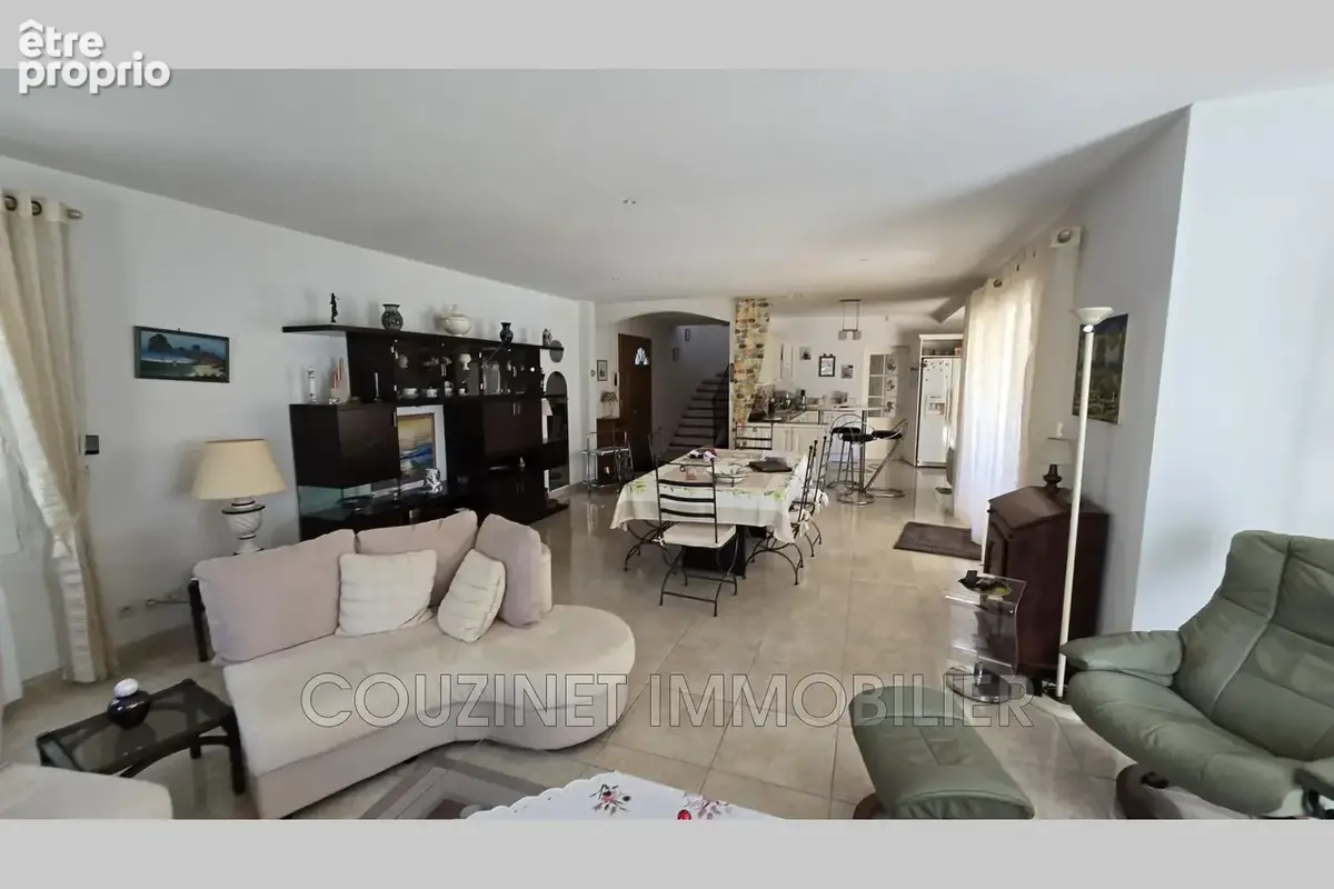Maison 7 pièces 160 m² à vendre à Le Beausset (83330) - photo 8