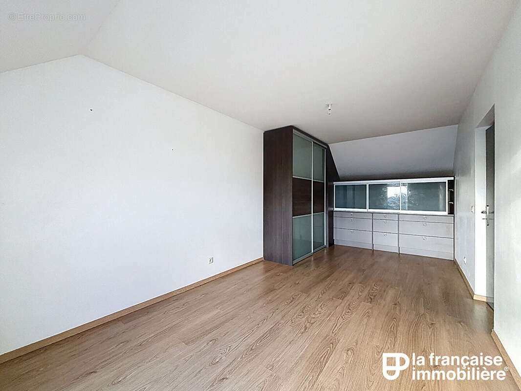 Maison à vendre - 5 pièces - récente - Châteaugiron - lumineuse - photo 9