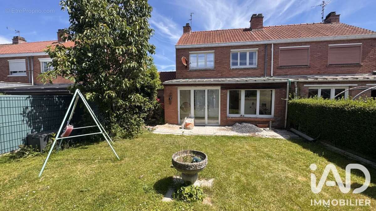Photo 2 - Maison à FACHES-THUMESNIL