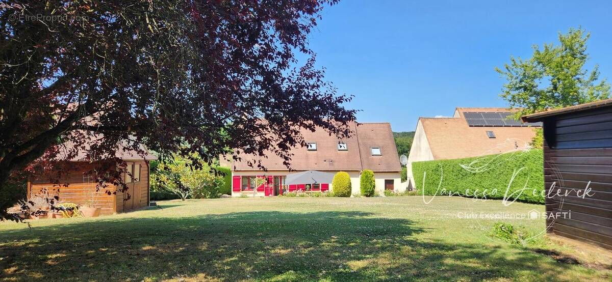 Photo 1 - Maison à LE VAL-SAINT-GERMAIN