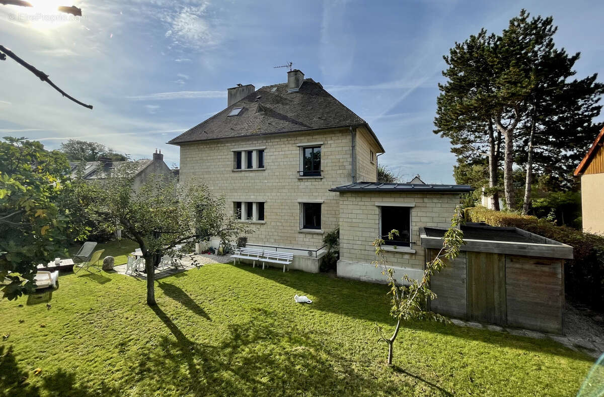 Maison à SAINT-CONTEST