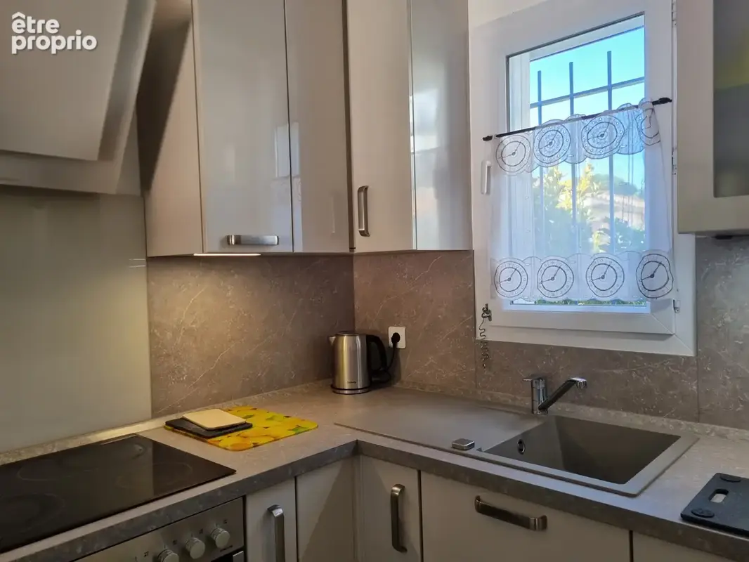 A vendre - gruissan plage - pavillon de plain-pied - bord de mer - 2 chambres - piscine - parking - photo 28