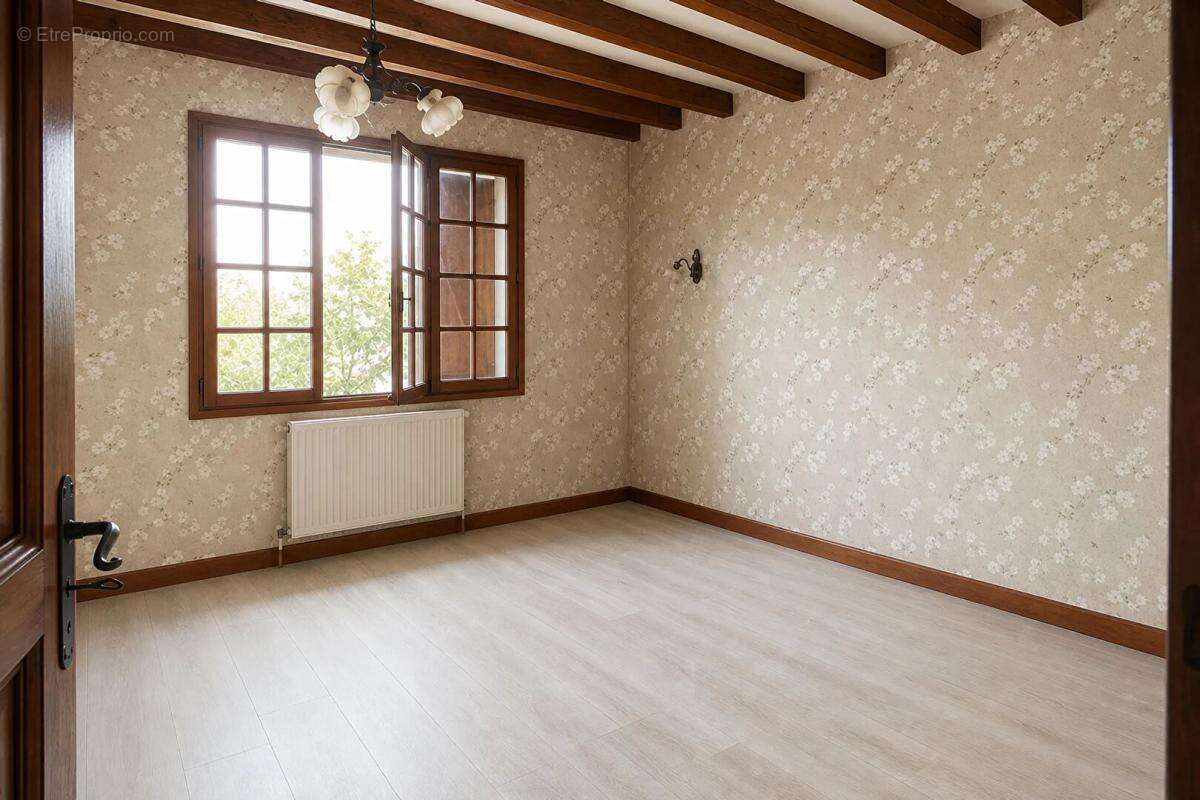 Maison à LA BAZOCHE-GOUET