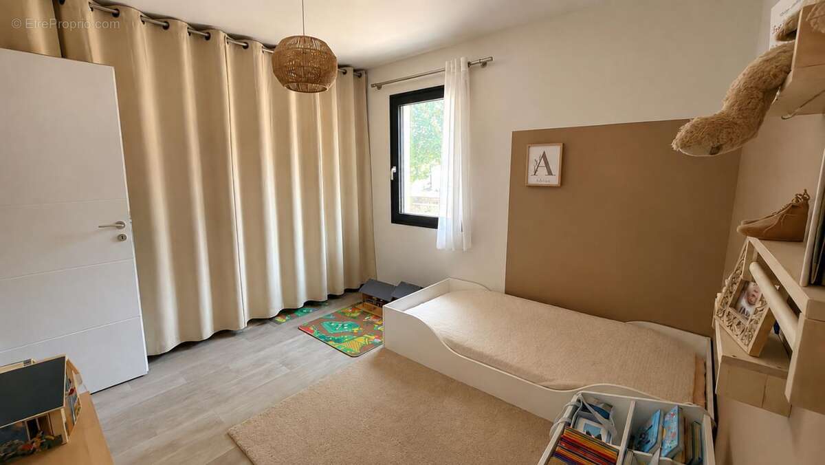 Maison de plain-pied T6 à 10 minutes de CAHORS - photo 14