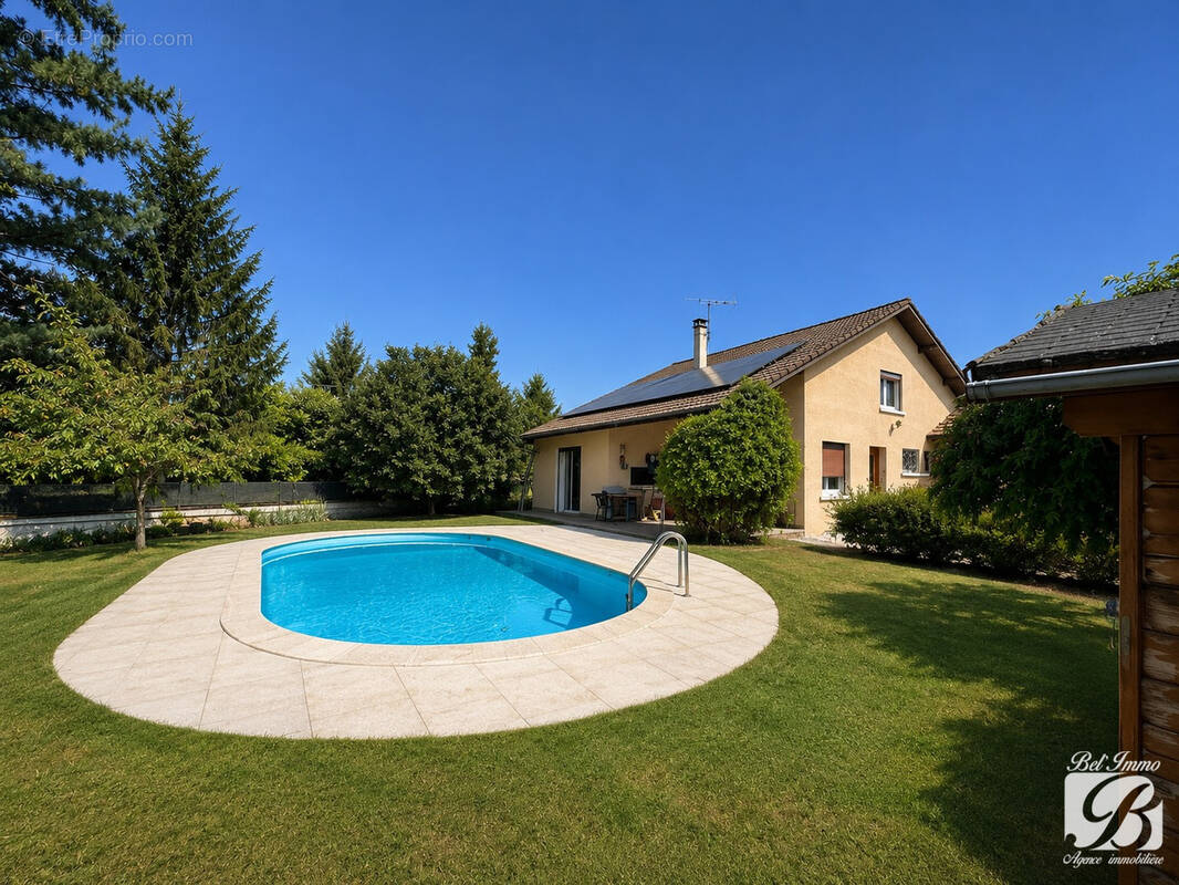 Maison à SAINT-ROMAIN-DE-JALIONAS