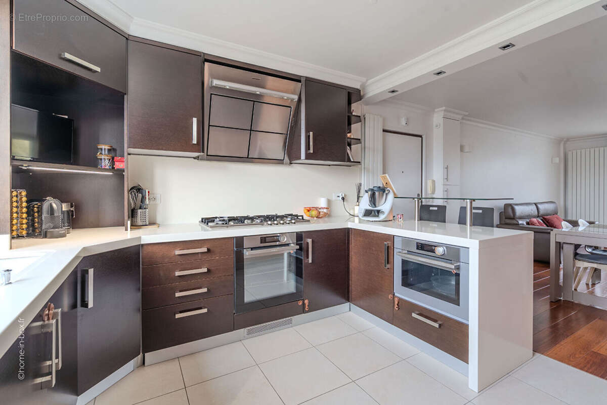 Appartement à LE PLESSIS-TREVISE