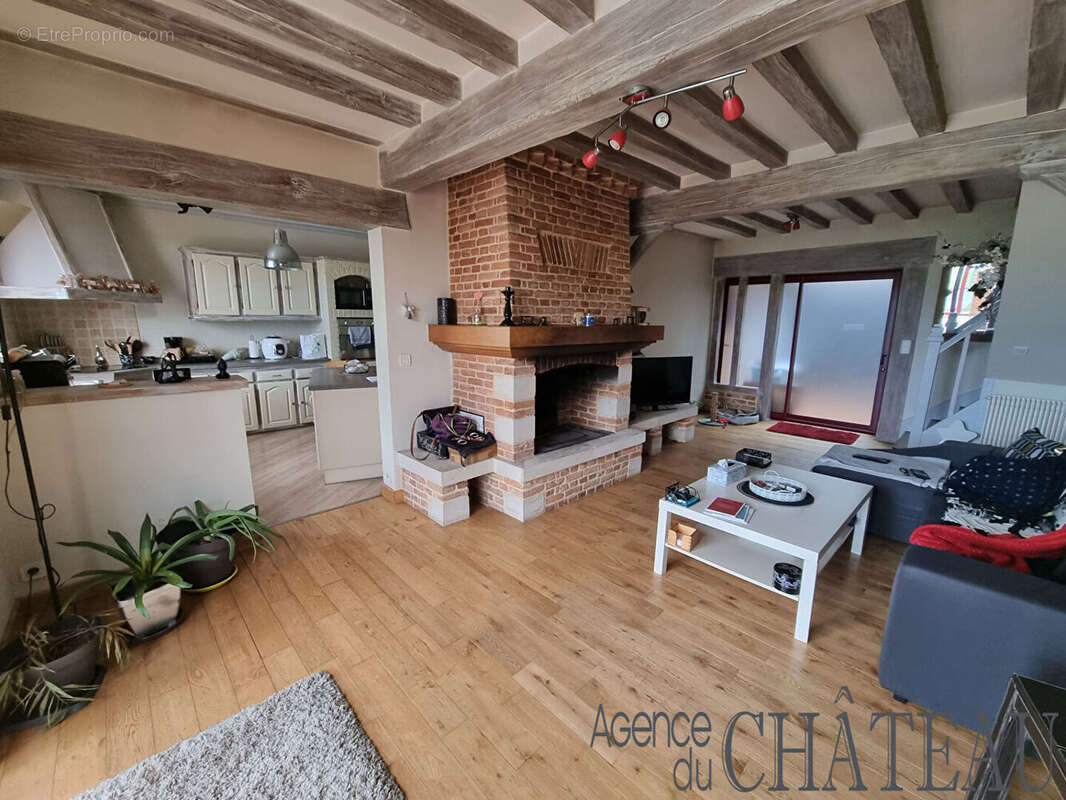 Maison à FLEURY-SUR-ANDELLE