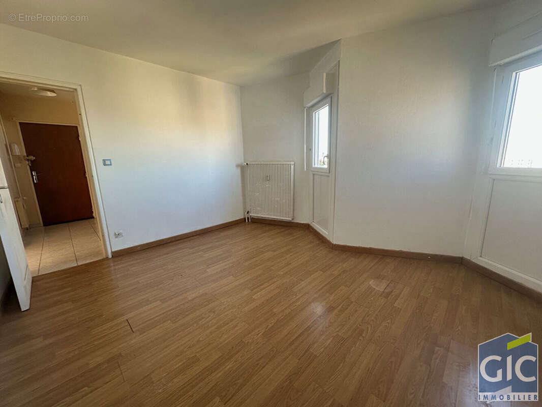 Appartement à HEROUVILLE-SAINT-CLAIR