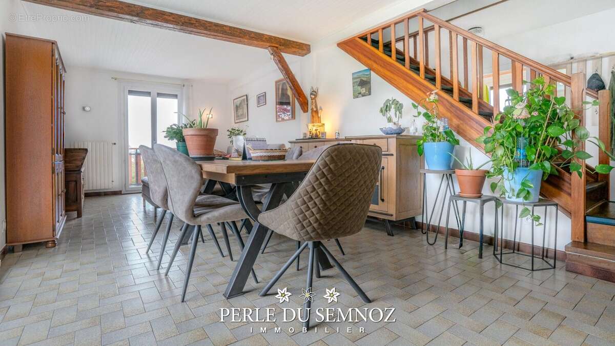 Maison à ALBY-SUR-CHERAN