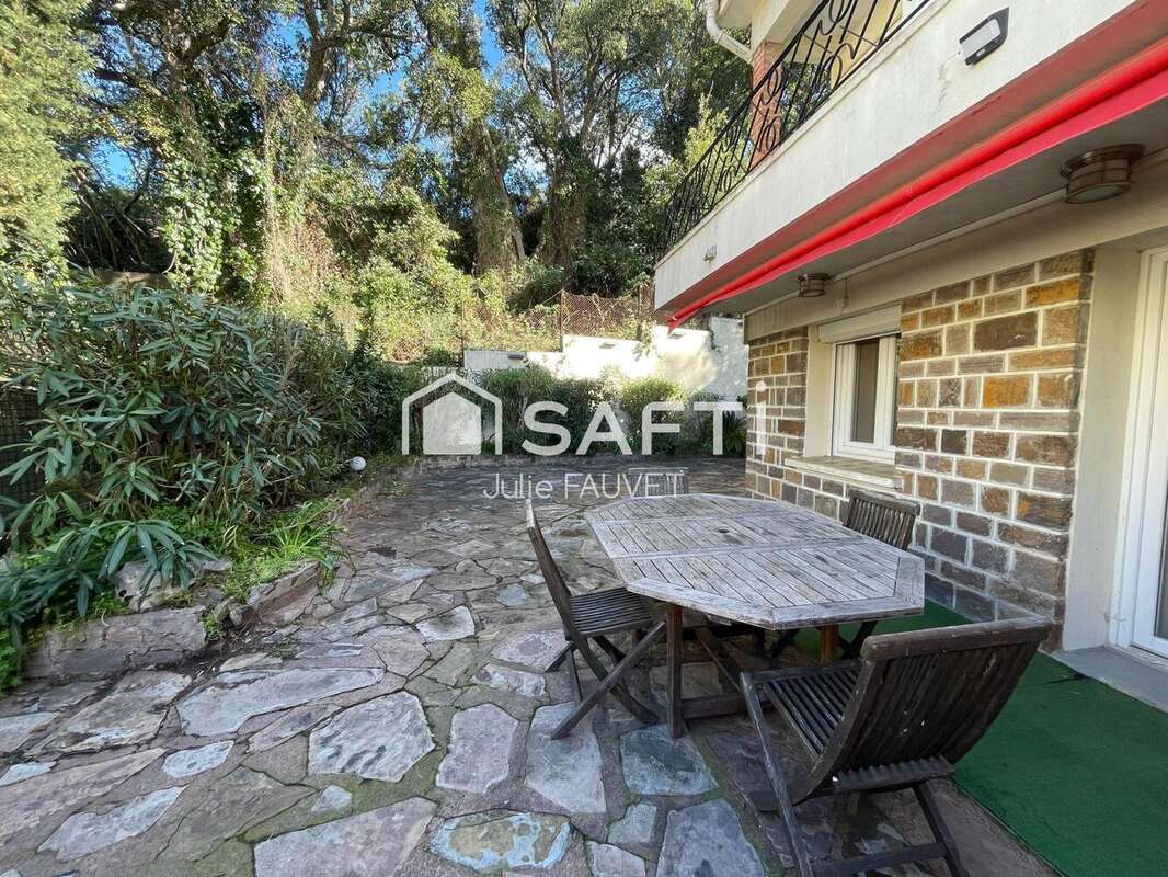 Photo 2 - Appartement à LA SEYNE-SUR-MER