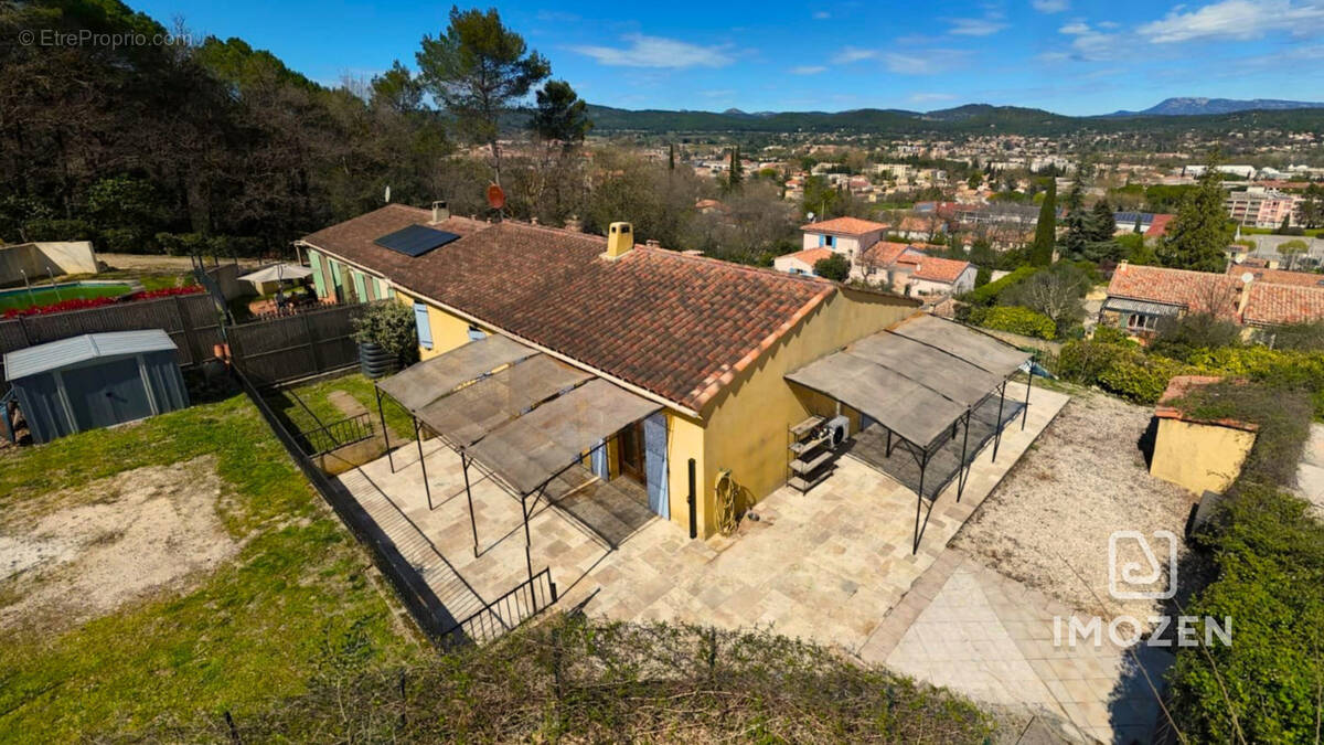 Maison à BRIGNOLES