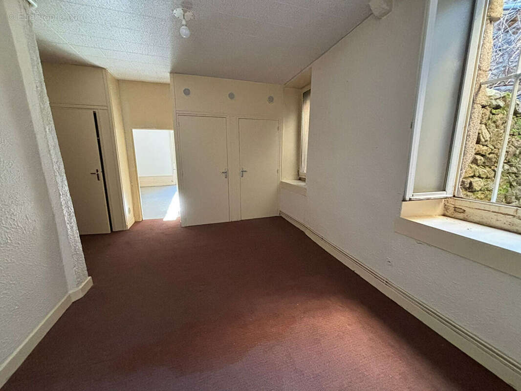 Appartement à VILLEMONTAIS