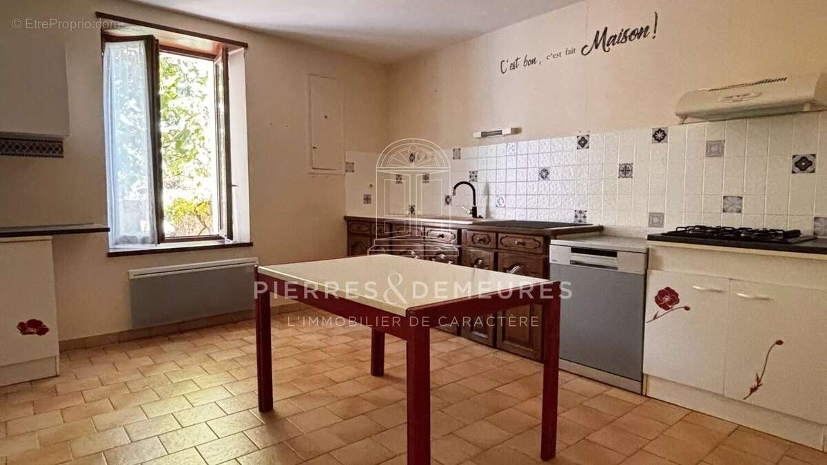 Maison de bourg avec jardin clos - photo 9