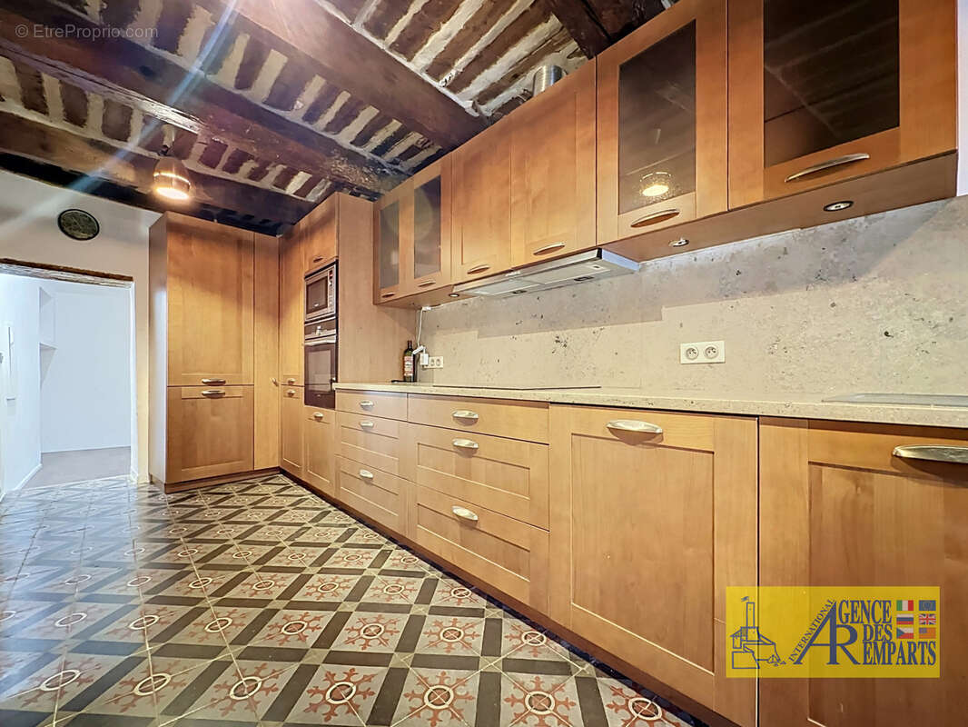 Appartement de caractère 82,95 m2 au cœur de la Vieille Ville - photo 11