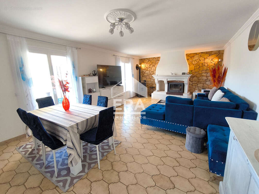 Maison à LE LUC