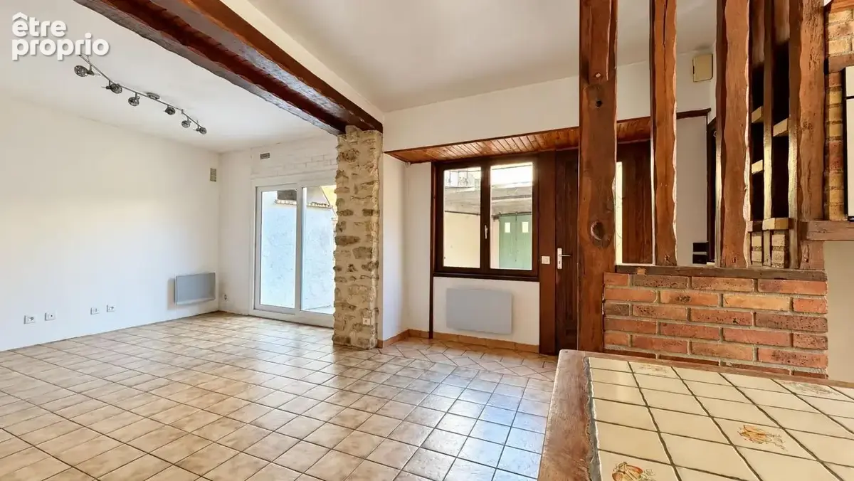 Maison de ville avec terrasse, stationnement et grenier aménagé - photo 5