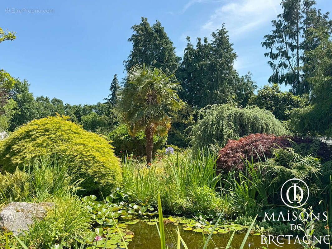Demeure bourgeoise 260 m², 11 pièces à vendre à Larmor-Plage - photo 17