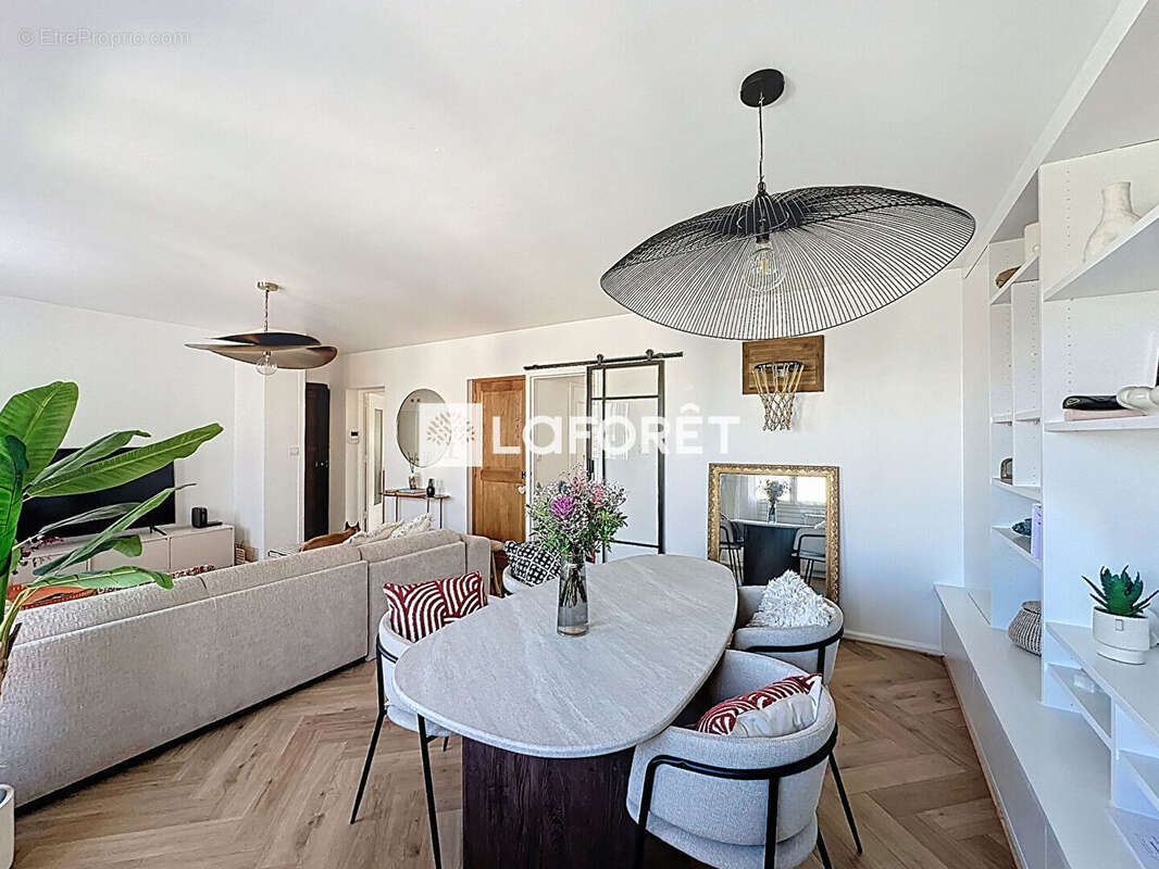 Appartement à TASSIN-LA-DEMI-LUNE