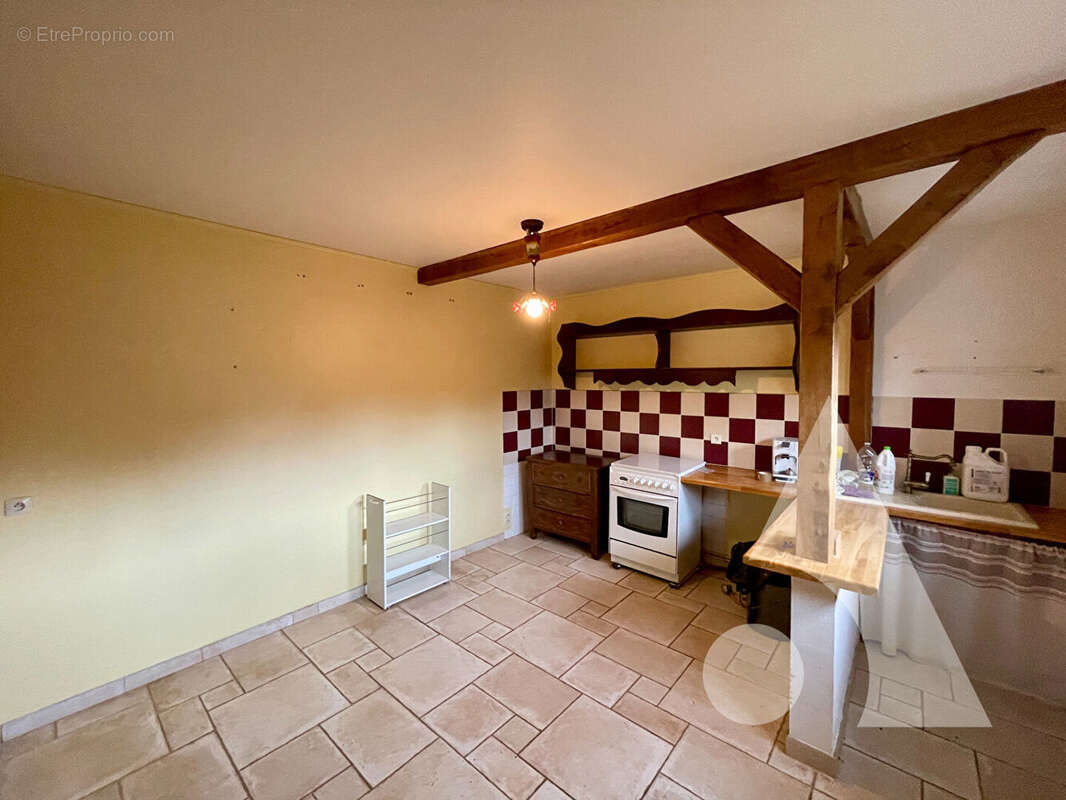 Maison à FAYS-LA-CHAPELLE