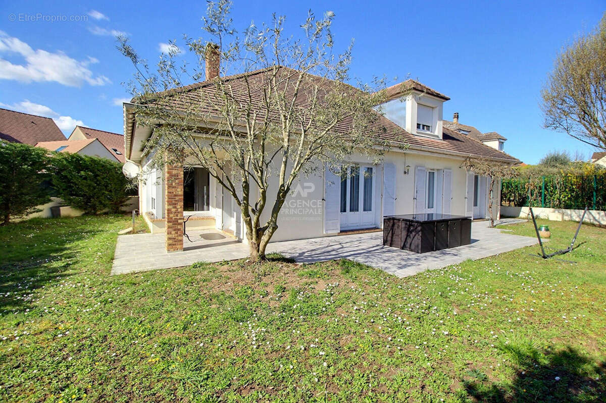Maison Vernouillet 7 pièce(s) 180 m2 - photo 15