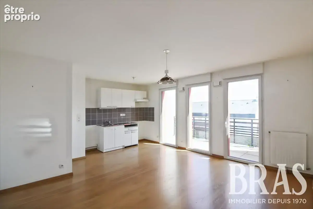 Appartement  T3 Nantes - Zola -balcon et parking - photo 7