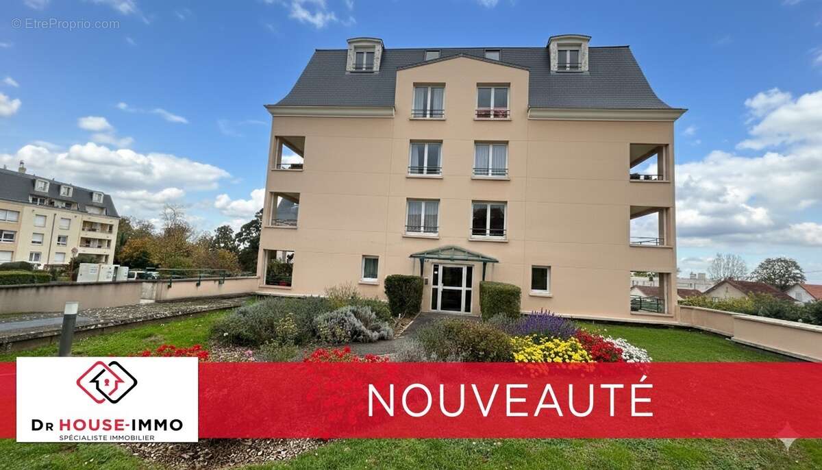 Appartement à DAMMARIE-LES-LYS