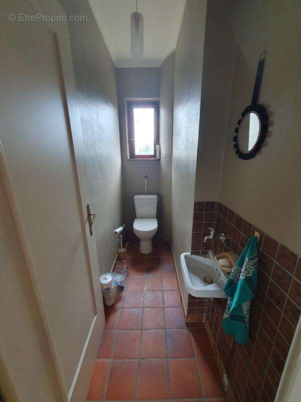 REICHSTETT – Une maison familiale pleine de charme et de possibilités, à seulement 10 minutes de Strasbourg - photo 5