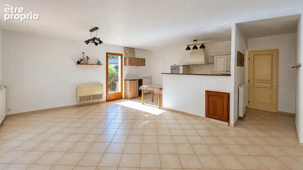Maison 98 m² à Cadenet  - photo 4