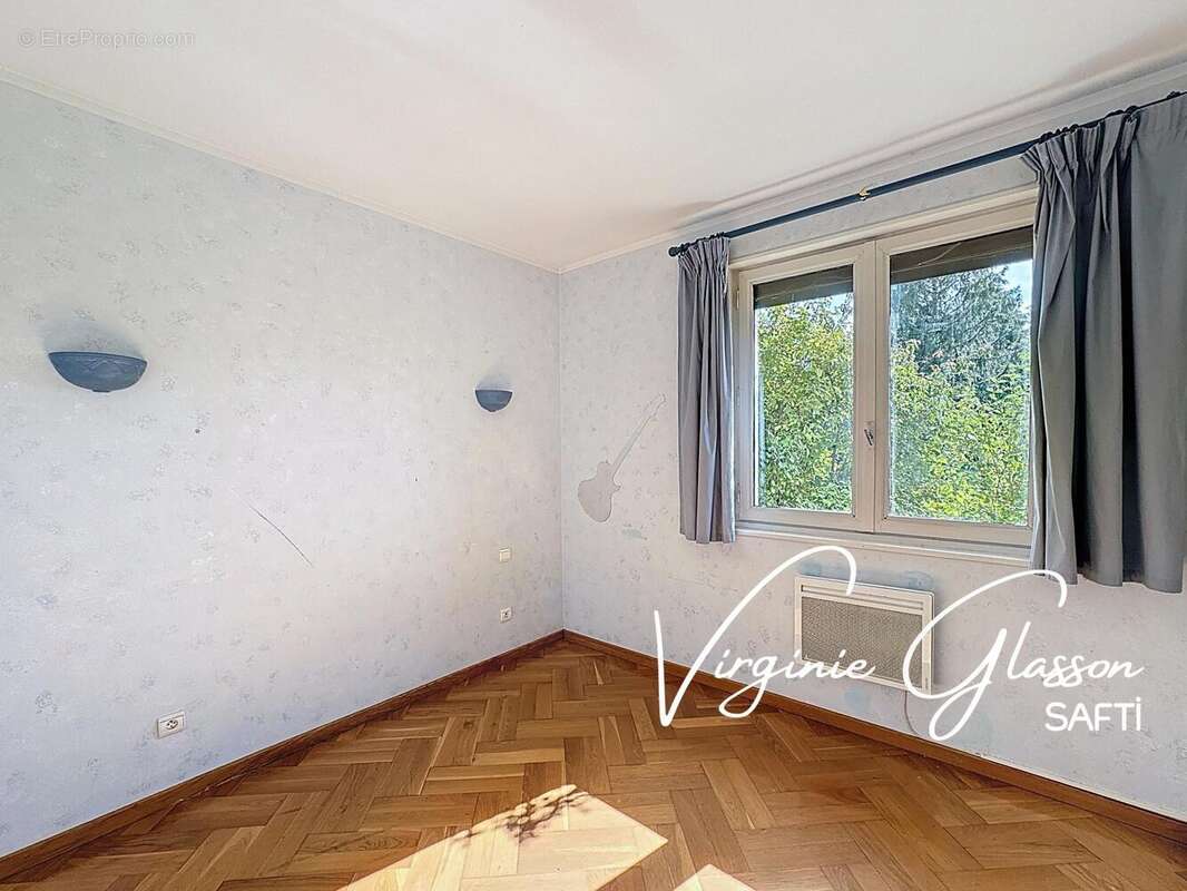 Photo 7 - Maison à SAINT-PIERRE-DE-CHANDIEU