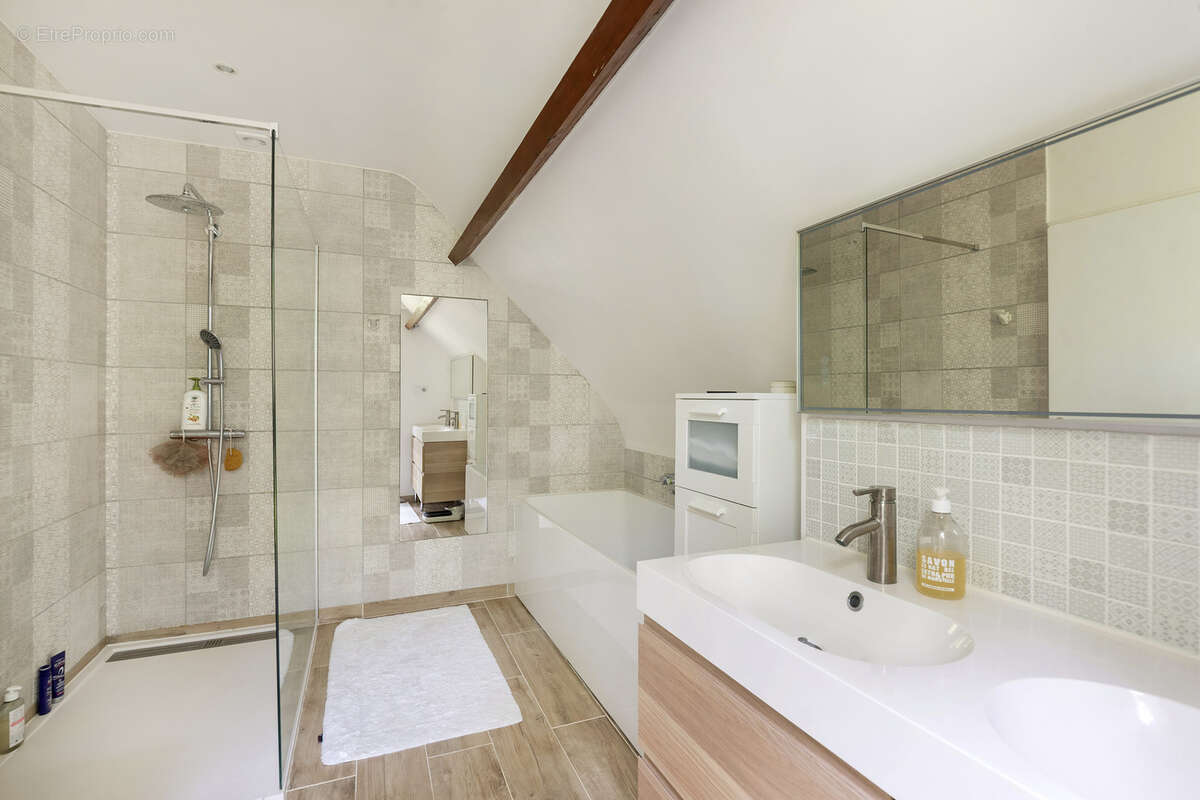 Maison à LA FERTE-ALAIS