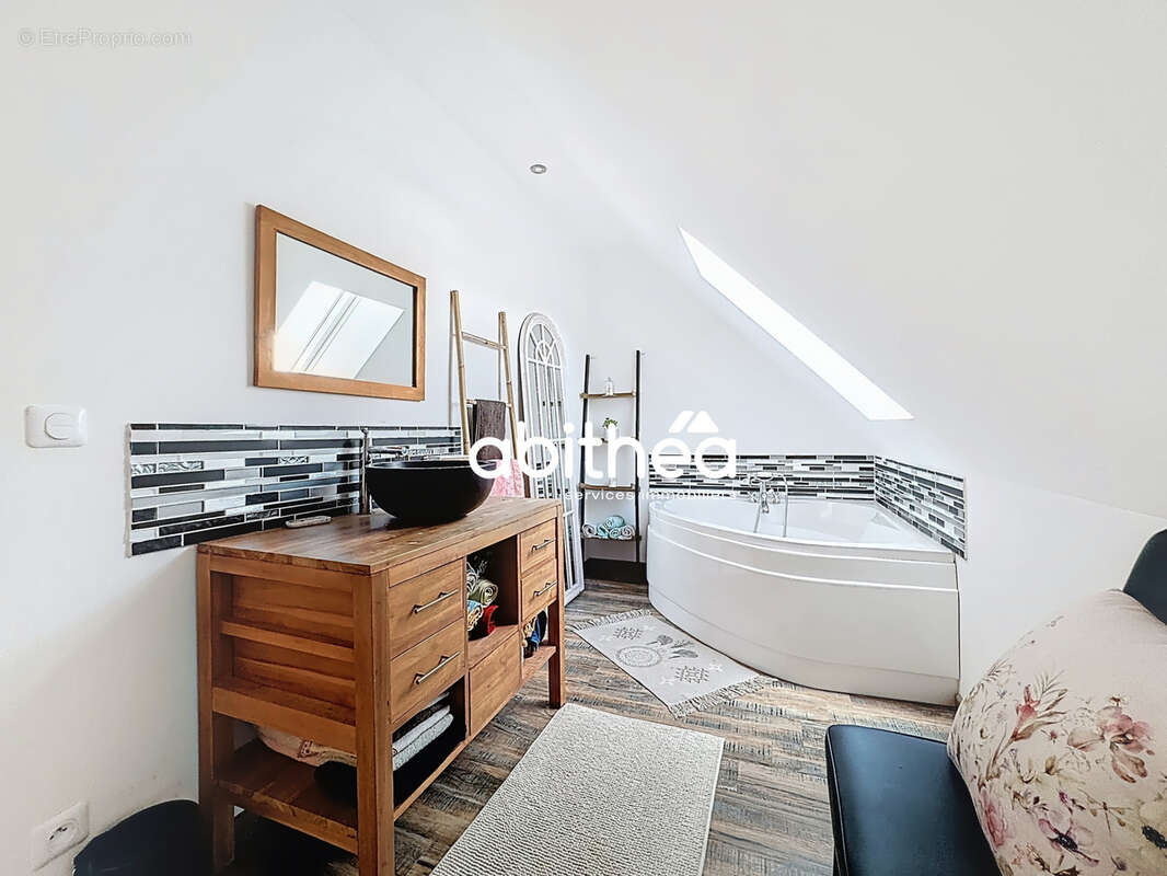 Maison - 6 pièces - photo 18
