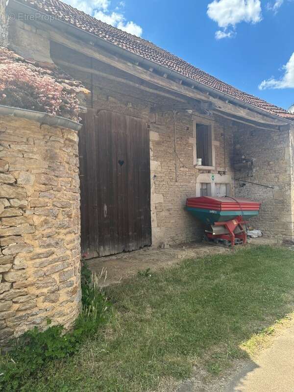 Maison à POUILLY-EN-AUXOIS