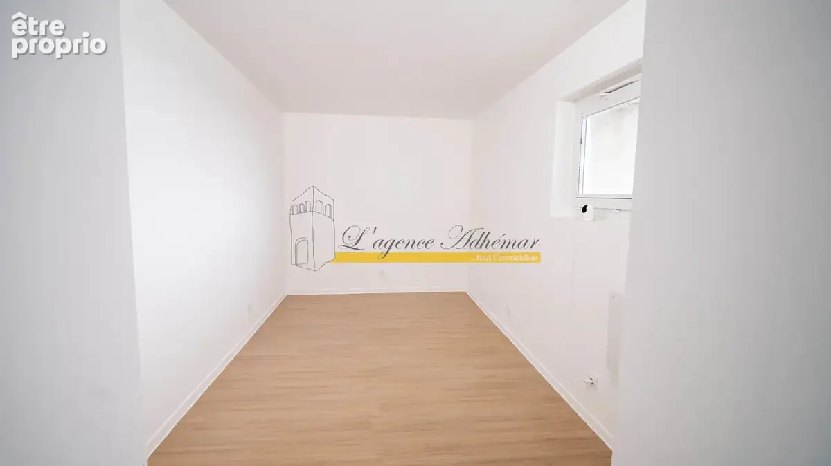 Valréas   maison de ville entièrement rénovée   153 m2   possibilité 3 appartements - photo 14