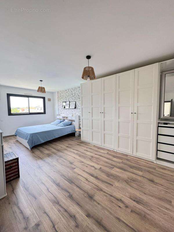 Maison 158 m² à Anthon  - photo 9