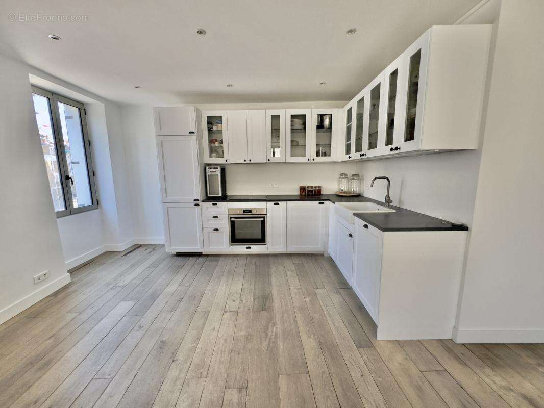 Appartement à MAREIL-MARLY